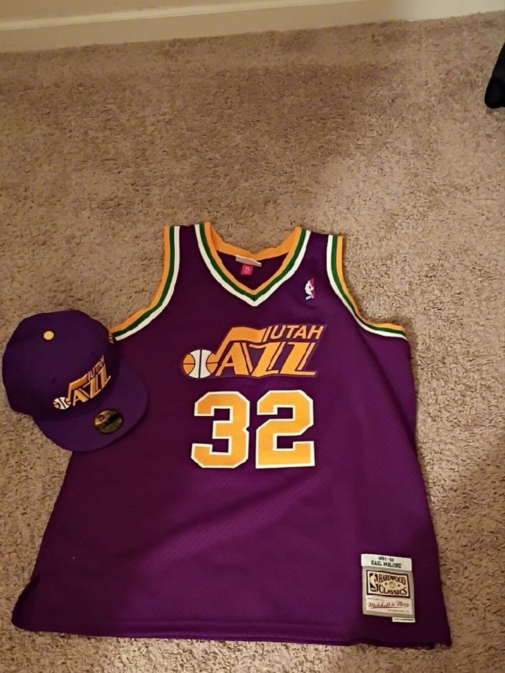 Utah Jazz Karl Malone #32 Purple Basketball Jersey - Official NBA Team Style